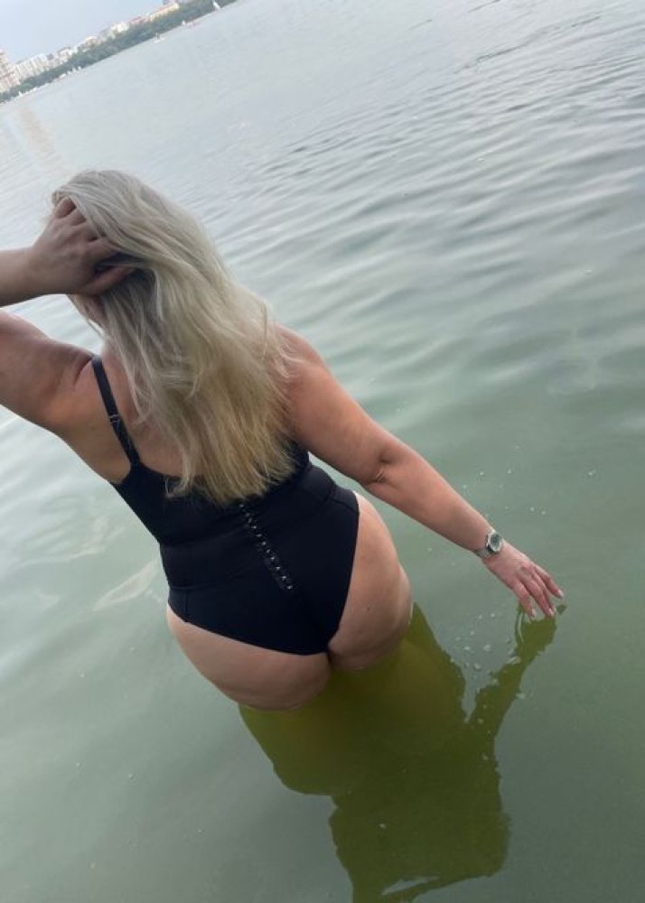 Индивидуалка Людмила главное фото в городе Южноуральск 